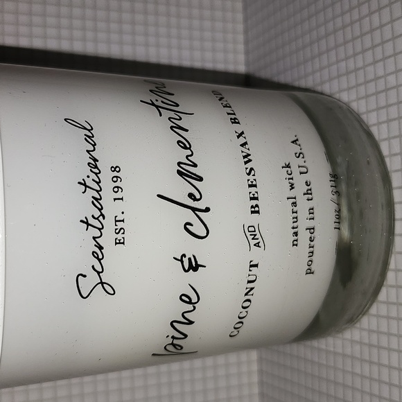 Brand New Scentsational Pine & Clementine Candle - Picture 2 of 6